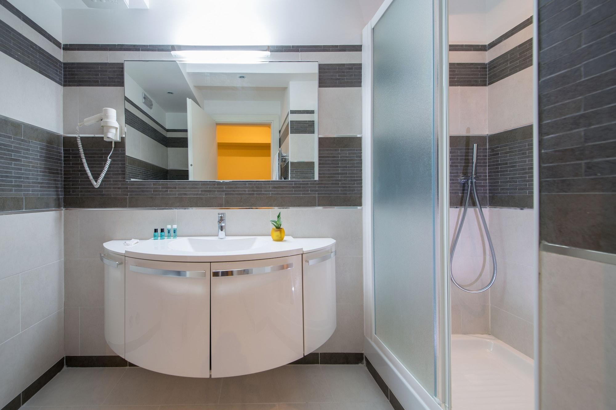 Hearth Hotel 3*