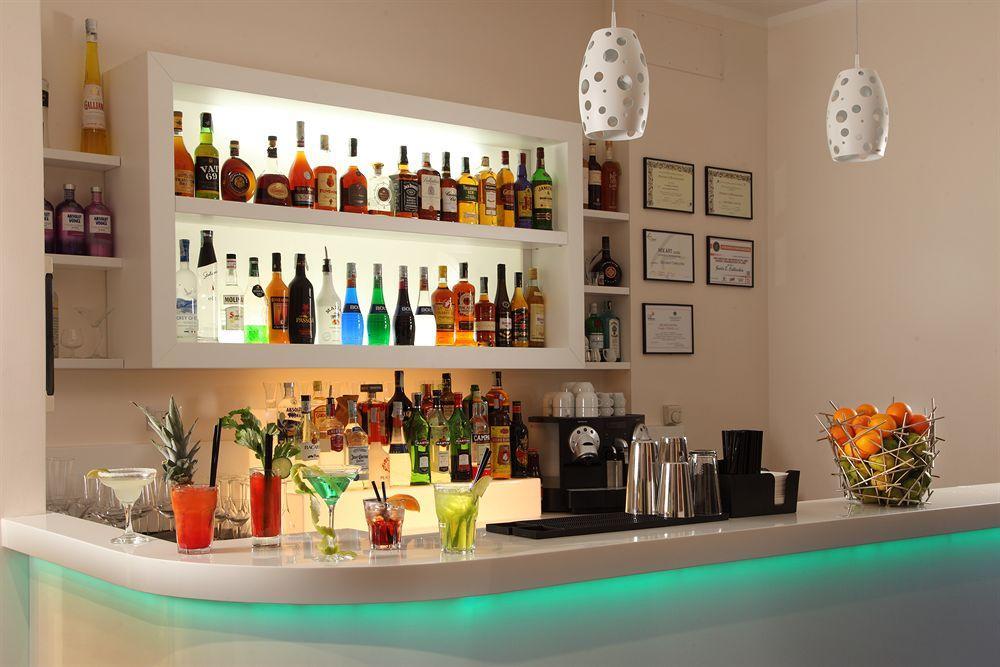 Hotel Hearth Roma