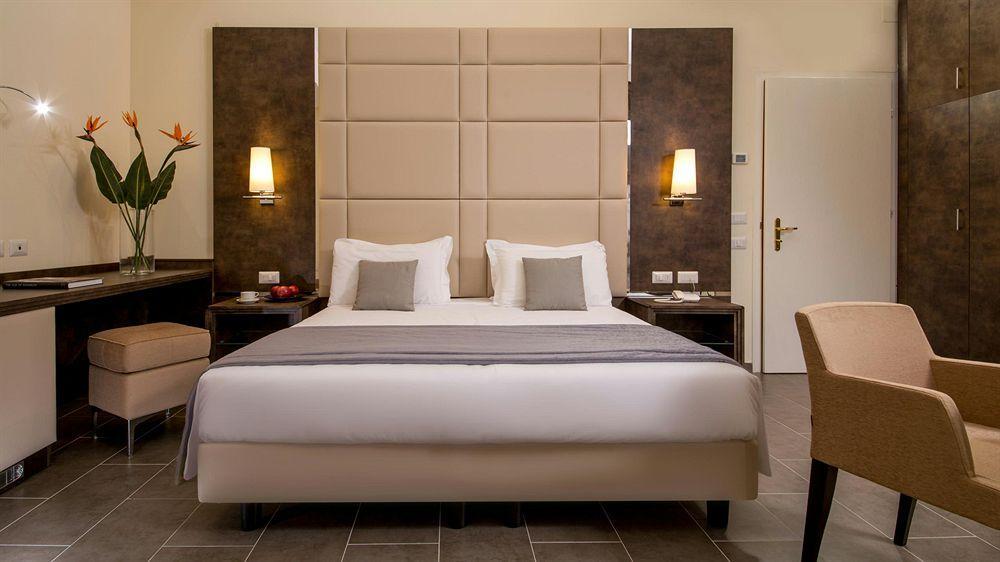 Hearth Hotel 3*