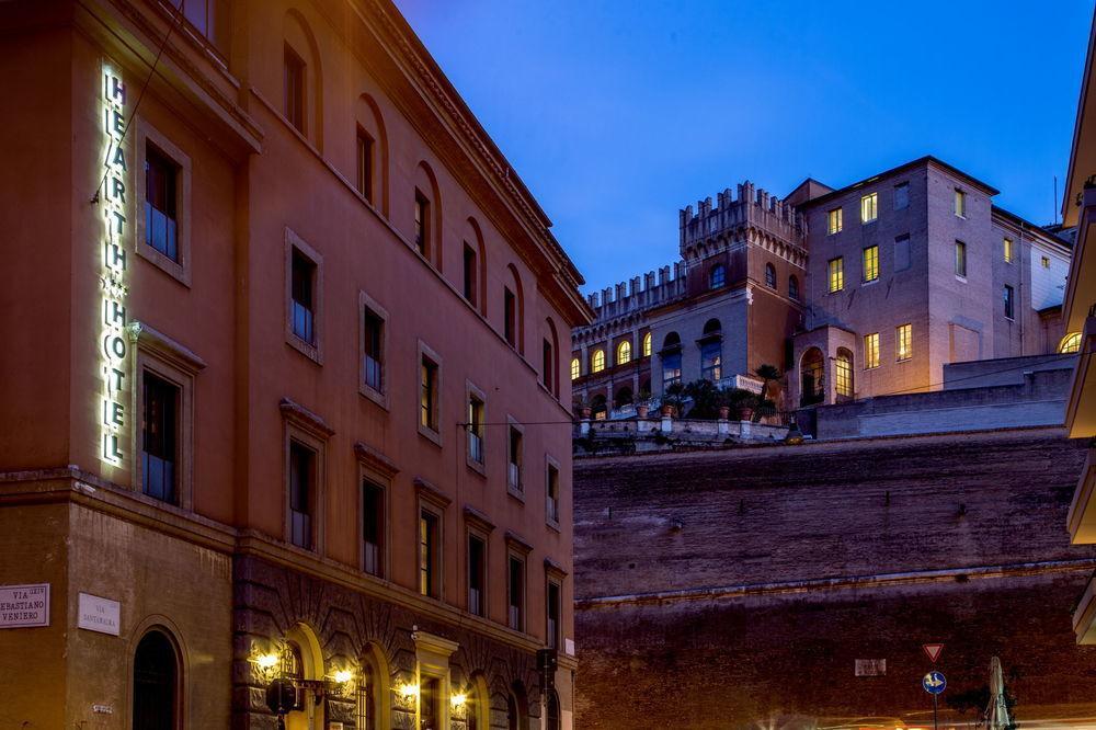 Hearth Hotel 3*